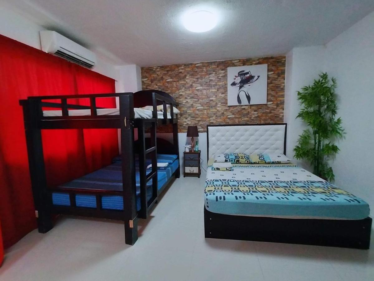 N&J Lopez Lodging House Pasay Bagian luar foto